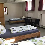 Gaestehaus Sandra Hostel *