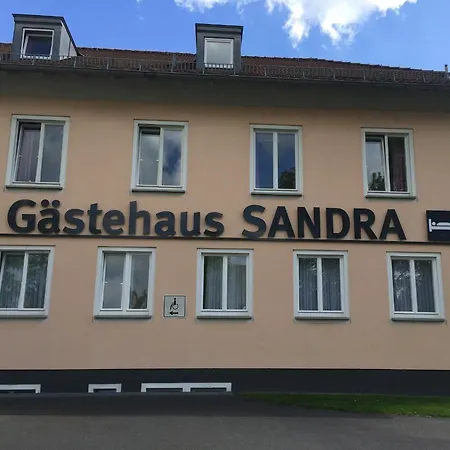 Gaestehaus Sandra ズルツバッハ・ローゼンベルク