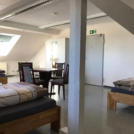 Gaestehaus Sandra Hostel *