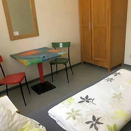 Хостел Gaestehaus Sandra